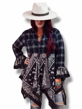 Black White Plaid Flannel Bell Sleeve Hanky Hemline Festival Duster Jacket